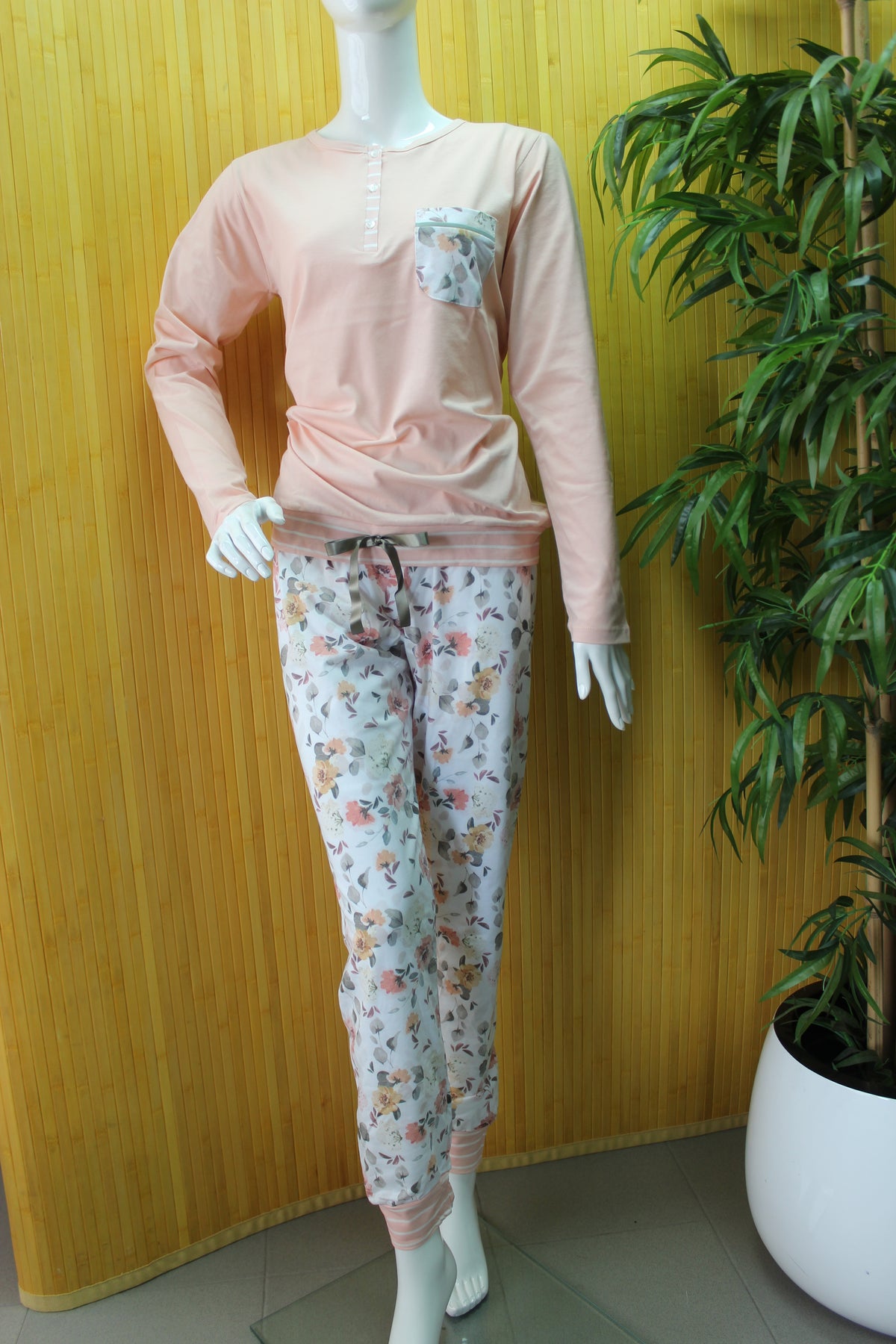 Pijamas/ Casacos/ Robes