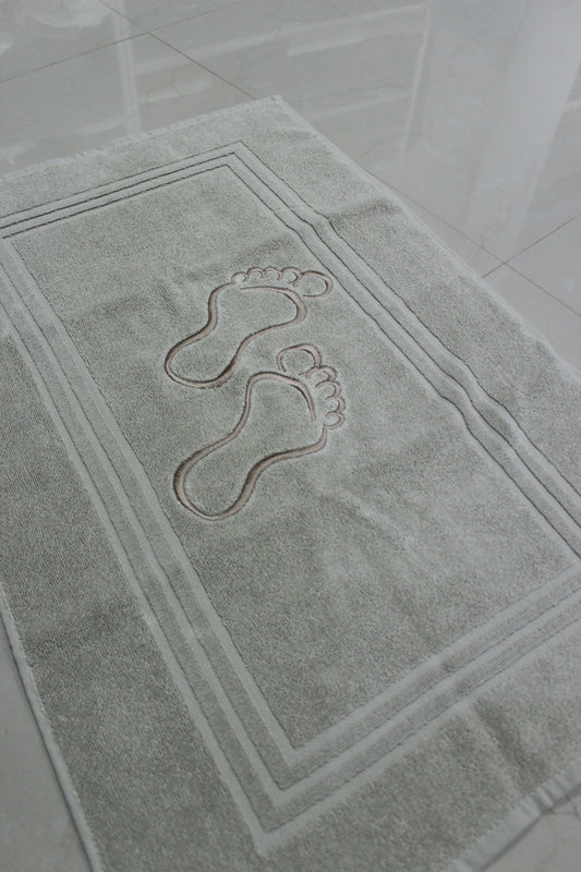 Saída de Banho c/Pés Bordados